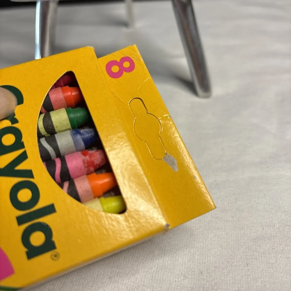 Vintage 1990 Crayola Fluorescent Crayons 8 Ct Binney Smith 52-008F USA